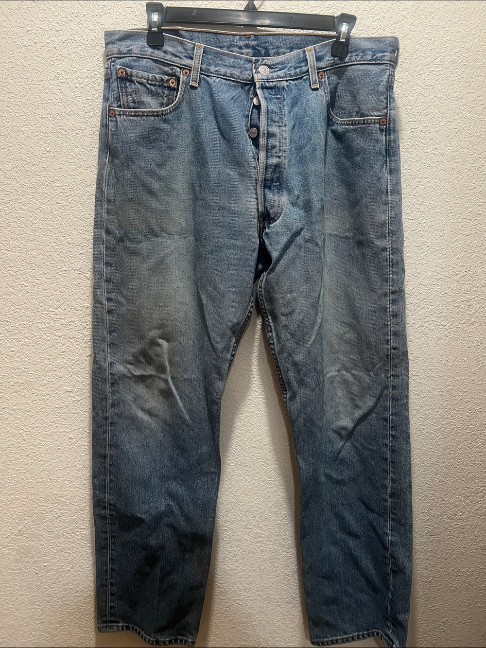 Levi's Relaxed Men's Jeans in Light Blue Wash